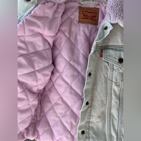 Levi’s Sherpa Collar Denim Jacket - Picture 4 of 6